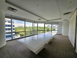 Alexandra Point (D5), Office #469335041